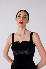 Black Velvet Square Neck with V-cut Mermaid Gown with Black Gloves